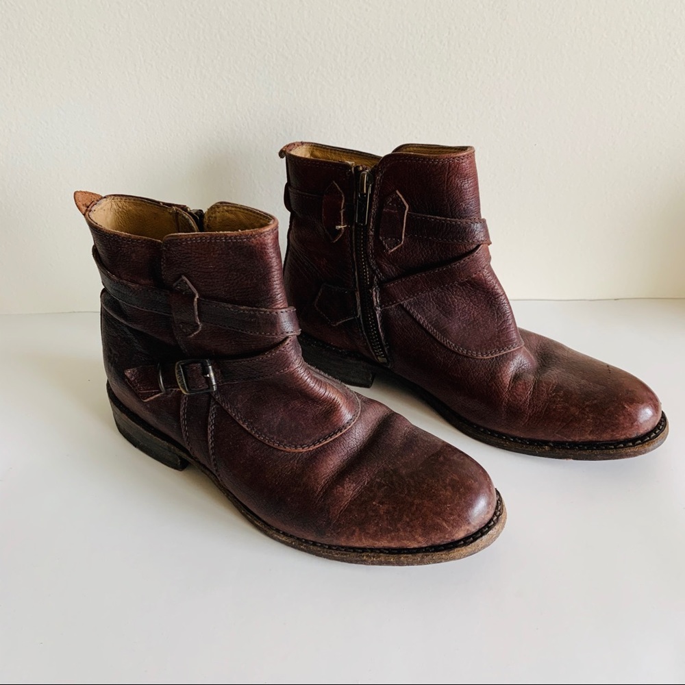 FRYE Jayden Cross Strap Boot